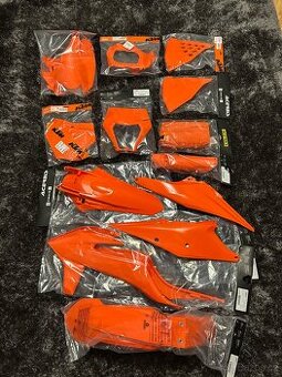 Ktm/ acerbis plasty set, sx/exc 19-2023’