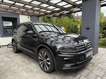 VW Tiguan R-LINE