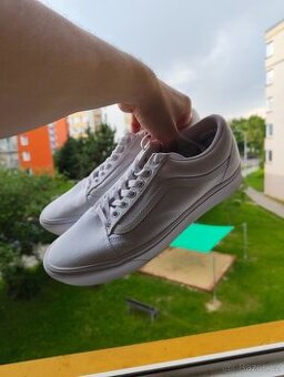 VANS jednou nošené