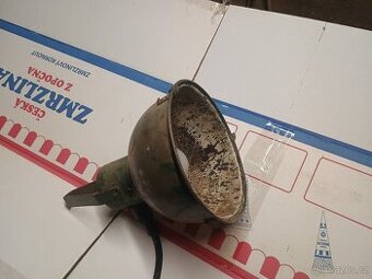 Vojenská lampa