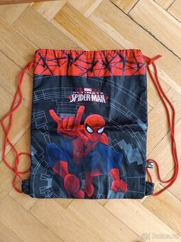 Nový batůžek se Spidermanem