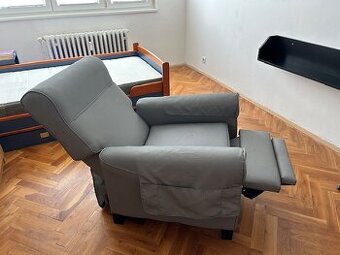 Polohovací křeslo IKEA