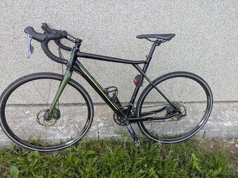 Gravel kolo Gt Grade