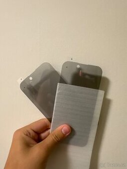 Ochranné sklo na iPhone 15 pro antispy