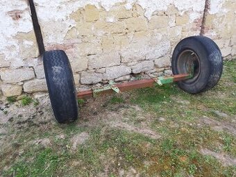Náprava z kombajnu na brambory