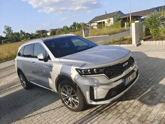 Prodám plug-in Kia Sorento 1.6 T-GDI PHEV 4x4 TOP, 195 kW