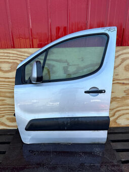 PRODÁM LEVÉ PŘEDNÍ DVEŘE CITROEN BERLINGO 2009