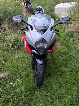 Rozprodam Suzuki Gsxr 1000 07-08 T715 na nahradni dily