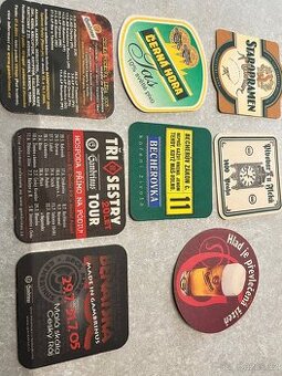 Pivní tácky a sklenice