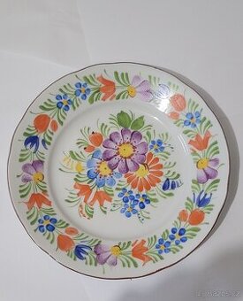 STAROŽITNÝ RUČNĚ MALOVANÝ TALÍŘ