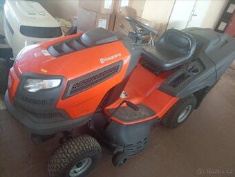 sekačka, zahradní traktor, traktůrek,