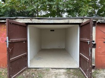 Pronájem garáže 18 m² v ulici Křeslická