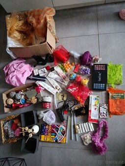 Mix věcí na výrobu dekorací za celkem 199 Kč