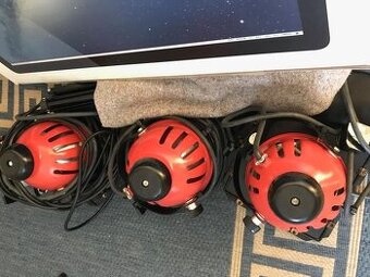 SVETLO 3x Red head s klapkami+stmivač +statívy SLEVA