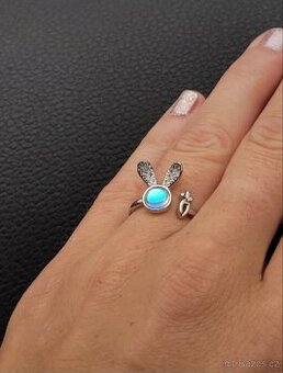 Nový dámský i dívčí stříbrný prsten s králíkem králík 925