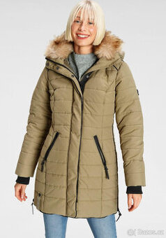 Dámská zimní bunda vel .40/42