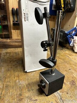 magnetický stojánek