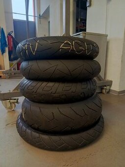 Pneu silniční motocykl