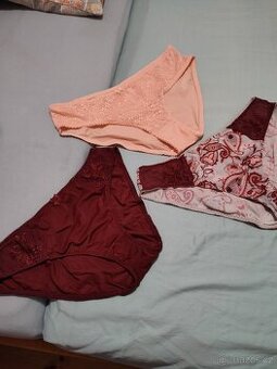 Krásné kalhotky vel.46, a 44.