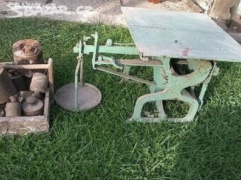 Starožitná kupecká váha