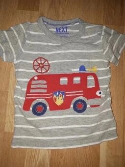 Šedá tričko s autem 86 next