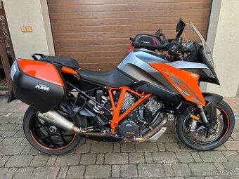 KTM 1290 Super Duke GT