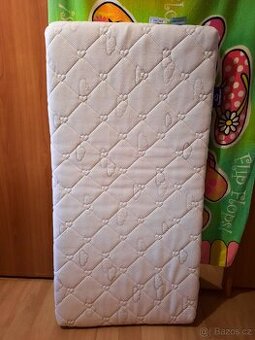 TOP dětská matrace Träumeland Butterfly (60x120) + postýlka