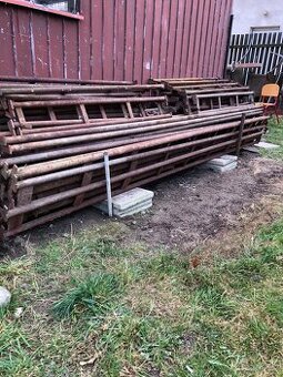 Prodám  HAKI lešení za rozumnou cenu