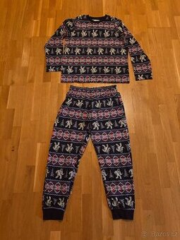 Pyžamo vel. 10 až 11 let