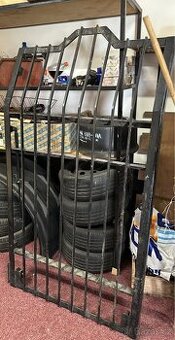 Ochranná mříž kabiny Caterpillar (FOGS) – ISO 10262