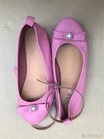 Dívčí baleríny kožené Baťa 36