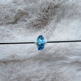 koralek trollbeads bila pena novy