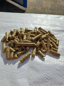 Vojtěška pelety 8mm