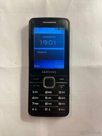 Samsung GT-S5611 Black - 1