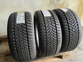Nove zimni pneu Dunlop 245/40/18