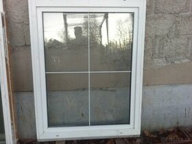 Plastove okno  š-118 ,v-151cm, bila izolacni 2 sklo - 1