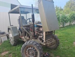 Traktor domácí vyroby - 1