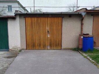 Prodej podsklepené GARÁŽE v Holešově