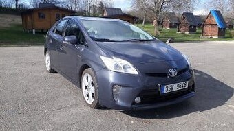 Toyota Prius hybrid 3 generace 2012
