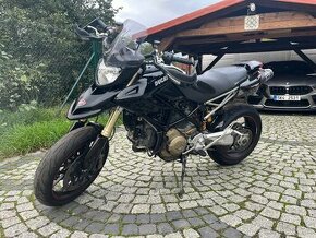 Ducati Hypermotard 1100