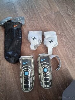 Dětské chrániče M zn. Nike