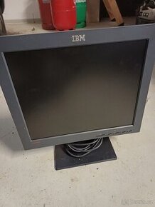 FUNKČNÍ MONITOR "17" IBM