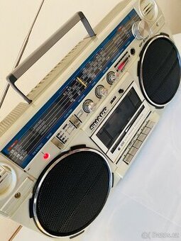 Radiomagnetofon/boombox Sharp GF 5757, rok 1985