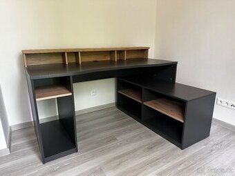 Počítačový/herní stůl