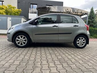 Toyota Yaris 1.3 64kw 47 963km 1.majitel Garážované