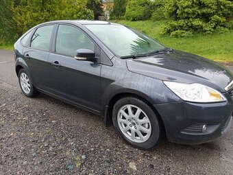 Ford Focus 1.6i 74kw Nová STK