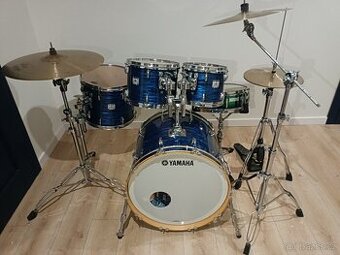 Yamaha Maple Custom+Paiste Twenty+Pearl Morgan Rose Bici