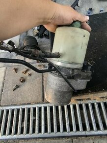 Servo cerpadlo