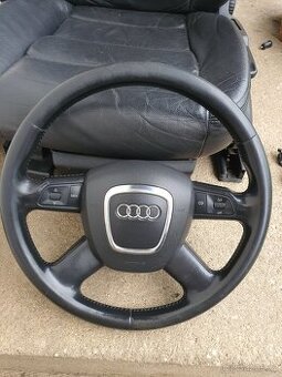 Audi volant