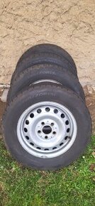 Prodám pneu na Mercedes Vito